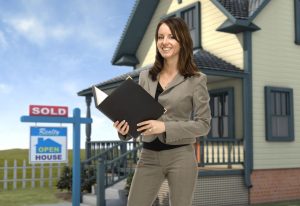 avantages vendre maison avec courtier immobilier